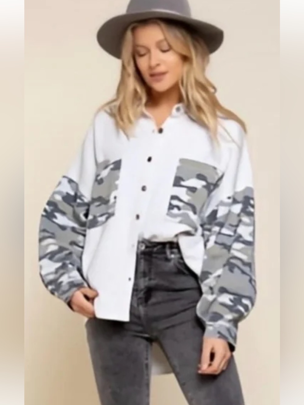 POL White W/CamouflageSleeves & Pockets Button-Front Jean Jacket Women’s Size M